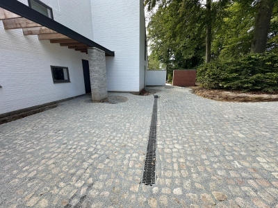 Herbruik Rossekoppen in porfiersplit