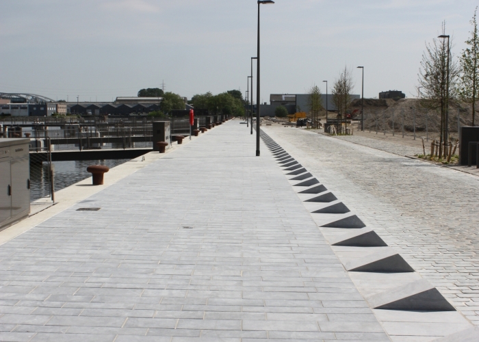 Antwerpen Noorddok Chinese Blauwe Hardsteen