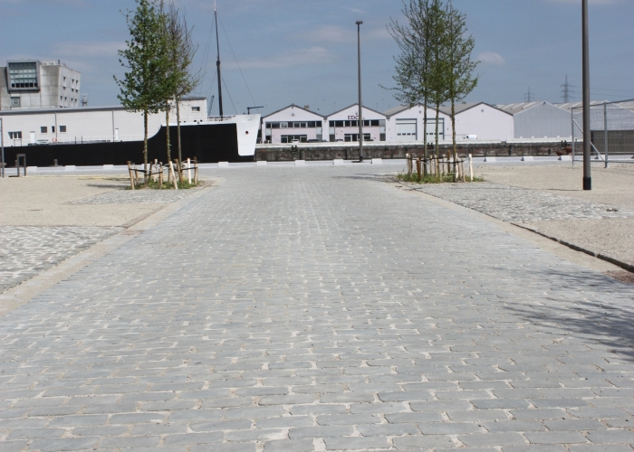 Antwerpen Cadix Noorddok herbruik porfier en gezaagde porfier